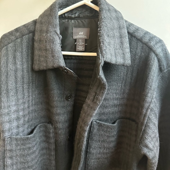 H&M flannel overshirt - Picture 2 of 2
